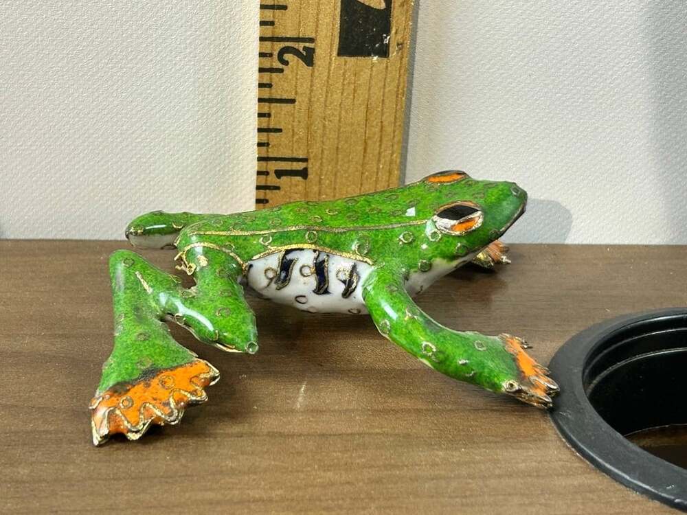 Green Cloisonne Enamel Frog Figurine Orange Feet Gold Tone Metal Miniature